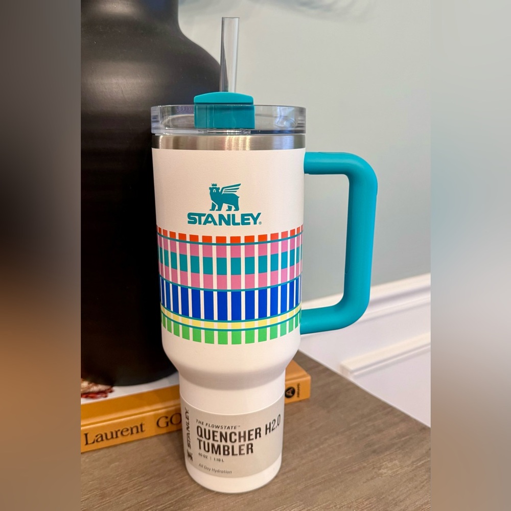 Stanley 40oz sold out target exclusive summer plaid